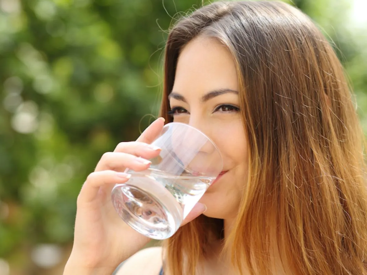 اهمیت آب آشامیدنی سالم؛ مایه حیات و ستون اصلی سلامت پایدار اهمیت آب آشامیدنی سالم؛ مایه حیات و ستون اصلی سلامت پایدار